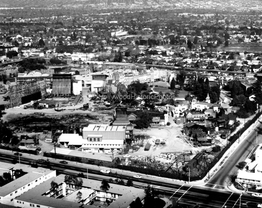 Columbia Ranch 1970 Hollywood Way and Oak St. wm.jpg